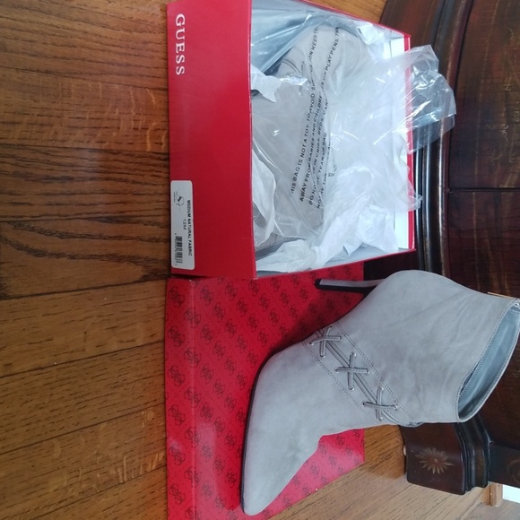 Boots - Picture 2 of 3